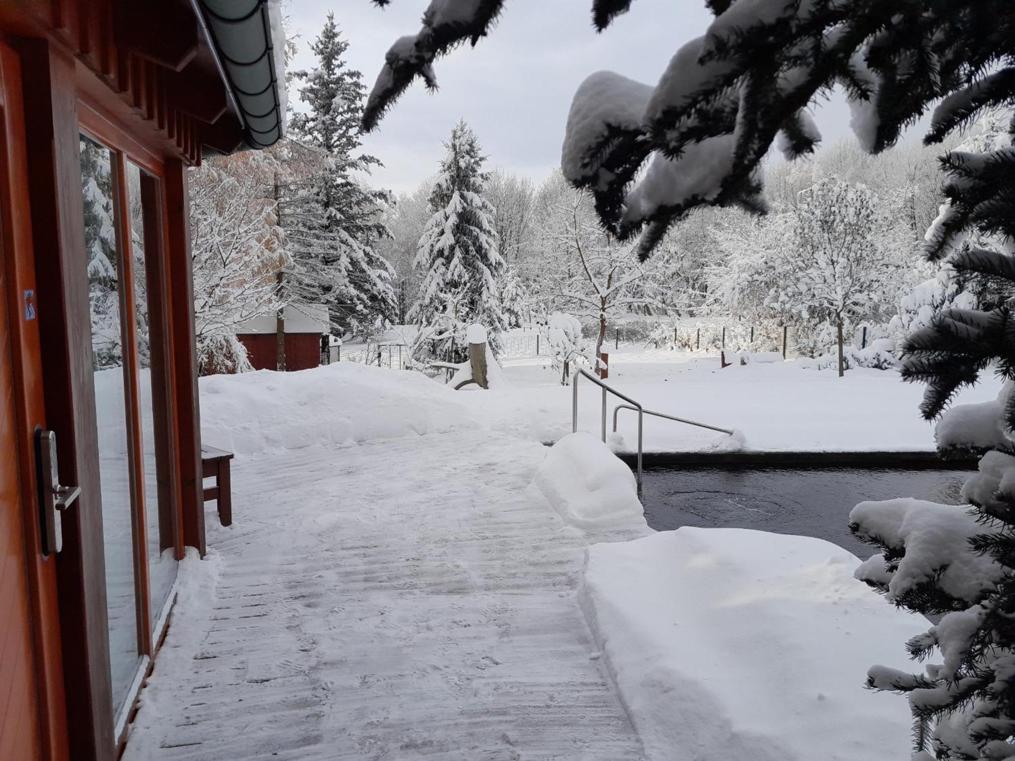 Guest House Sněžnik Kültér fotó